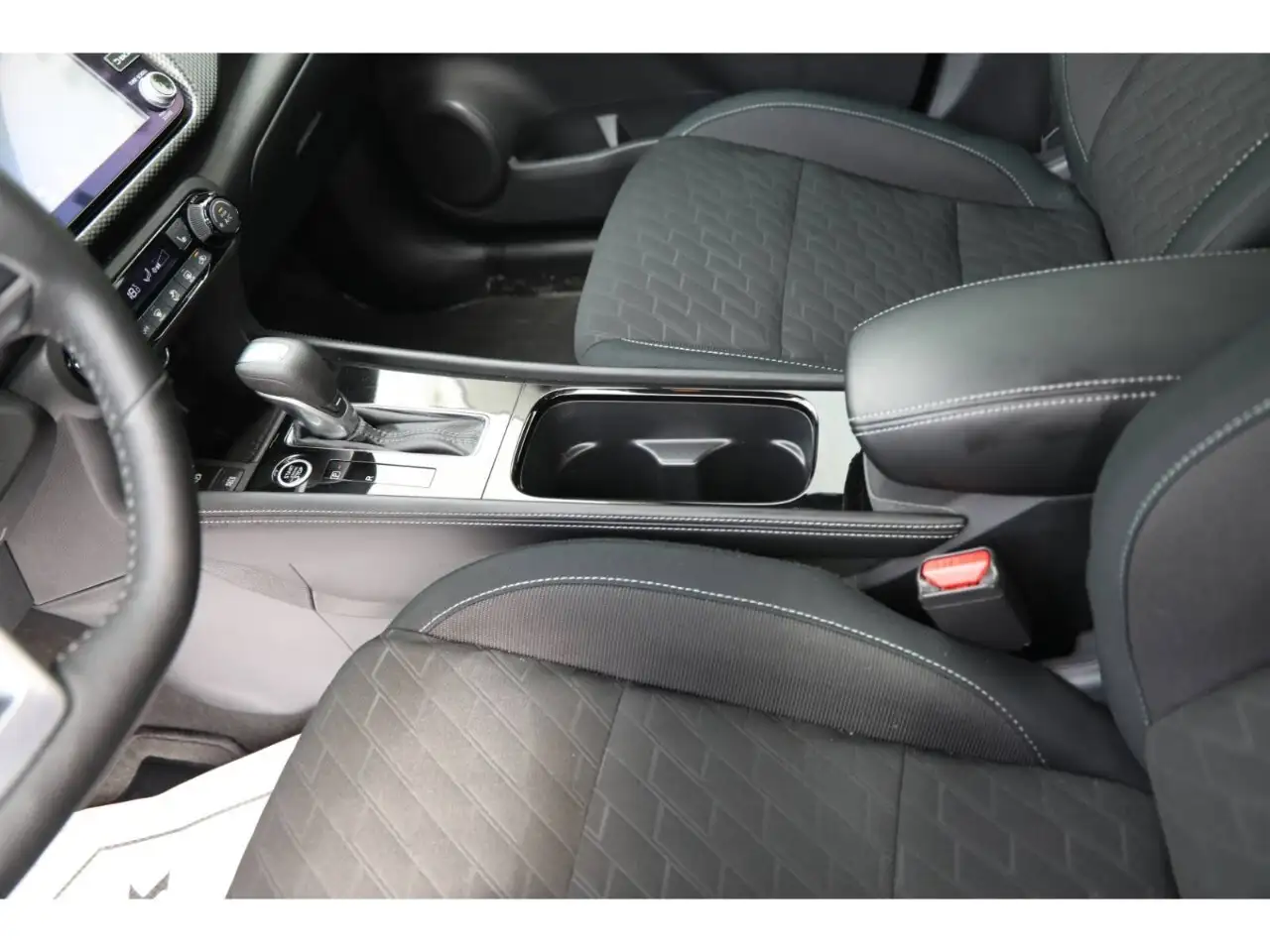 Nissan Kicks photo Nissan Kicks