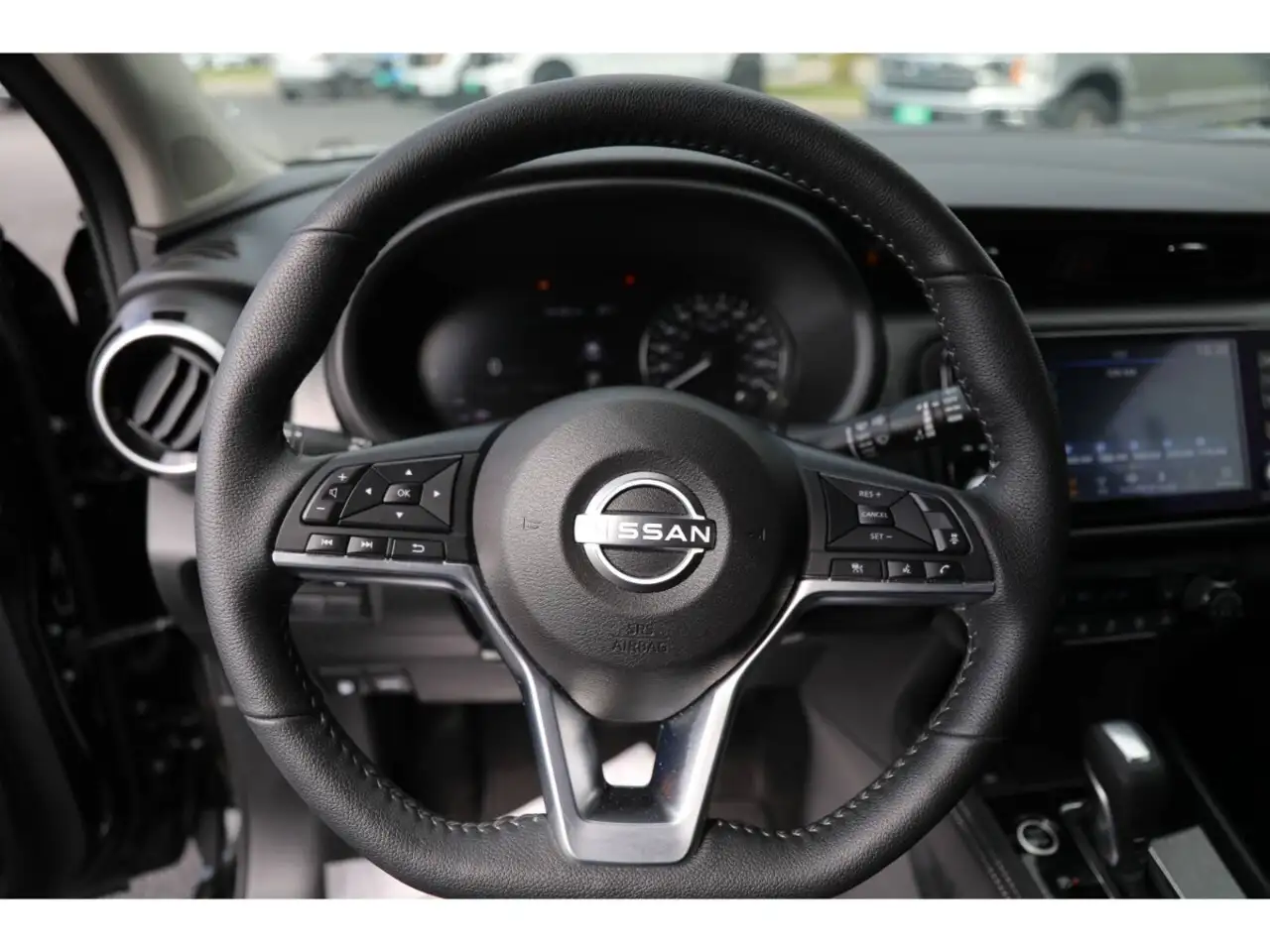 Nissan Kicks photo Nissan Kicks