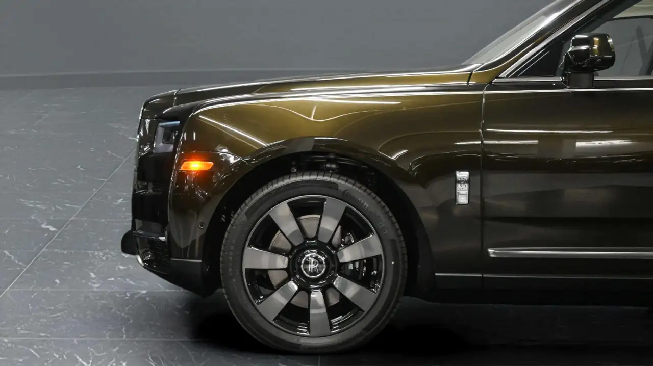 Rolls-Royce Cullinan fotografie Rolls-Royce Cullinan