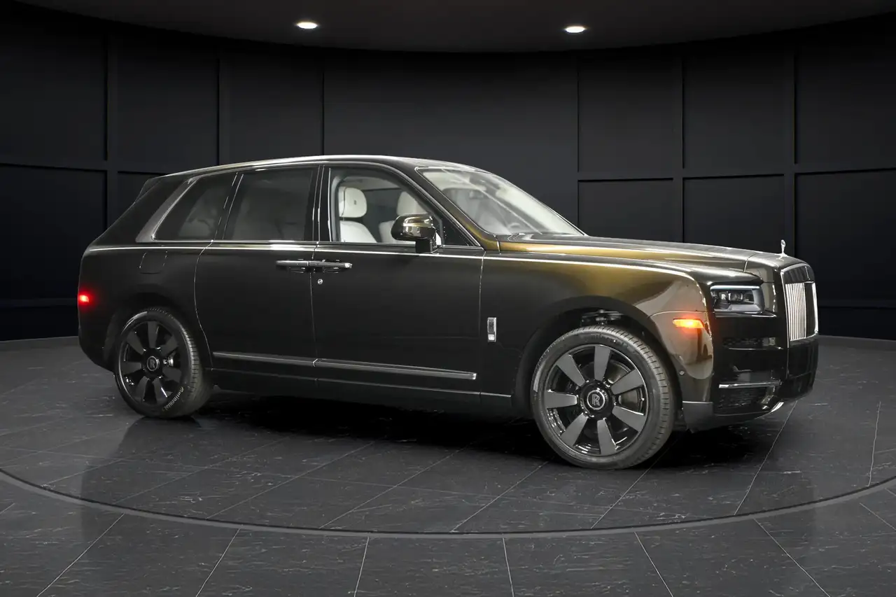Rolls-Royce Cullinan fotografie Rolls-Royce Cullinan