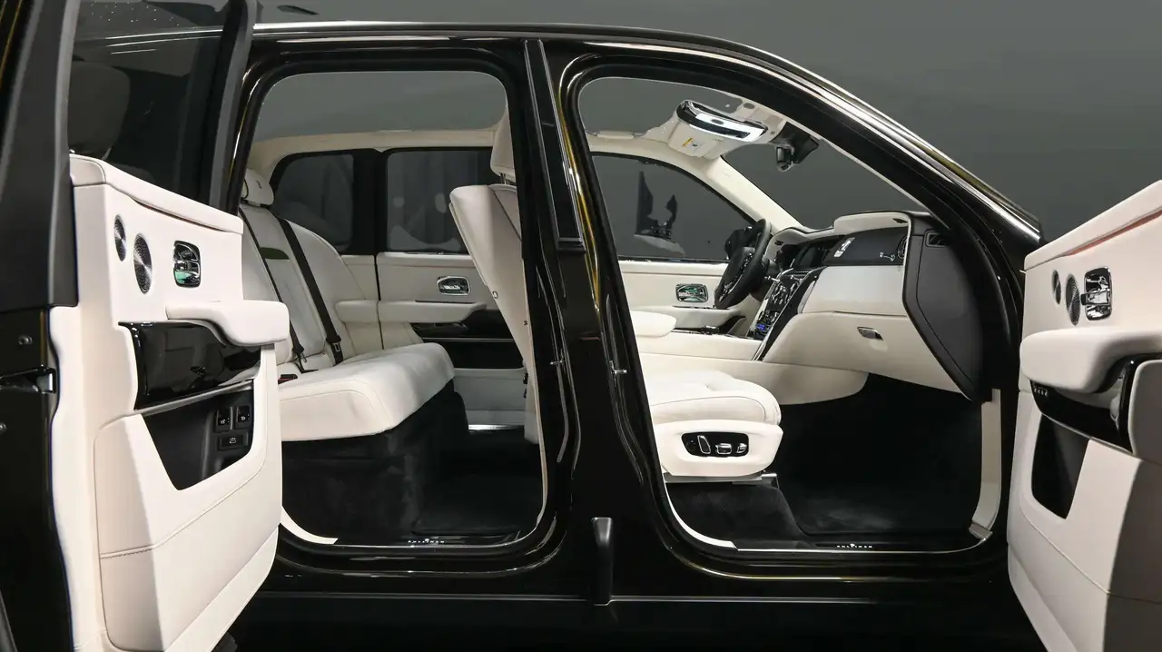 Rolls-Royce Cullinan fotografie Rolls-Royce Cullinan