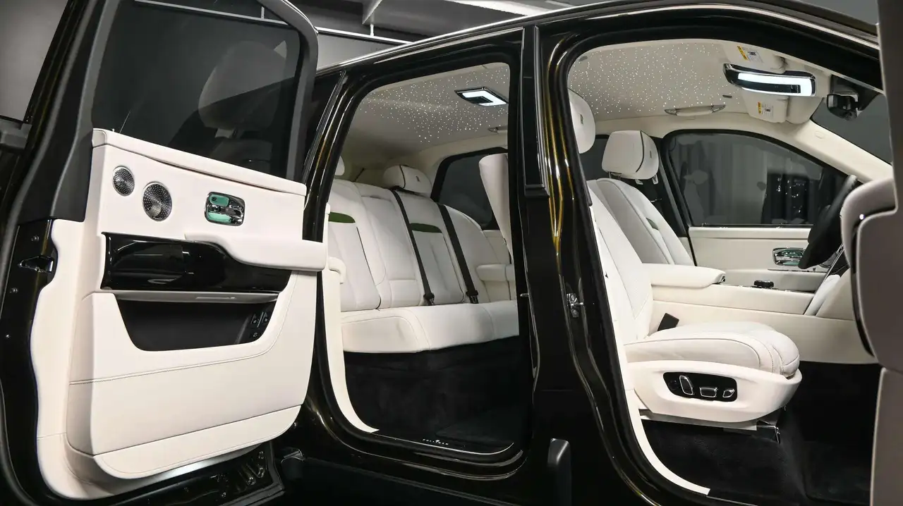 Rolls-Royce Cullinan fotografie Rolls-Royce Cullinan