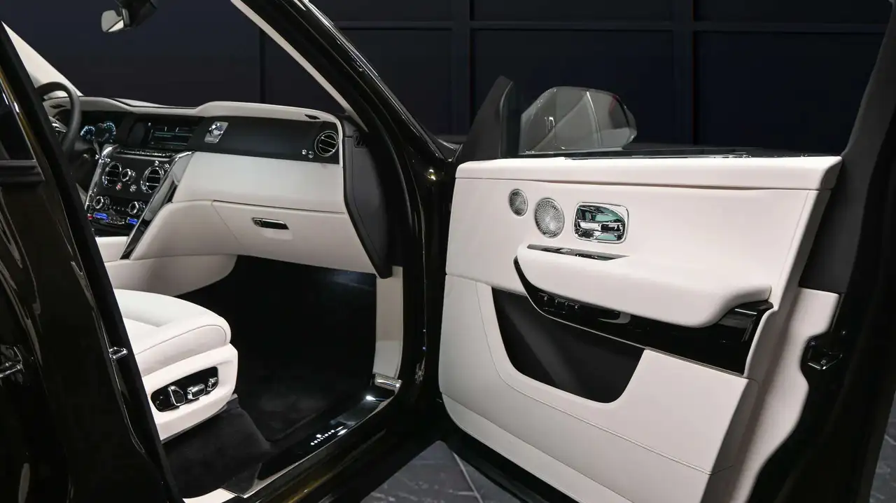 Rolls-Royce Cullinan fotografie Rolls-Royce Cullinan