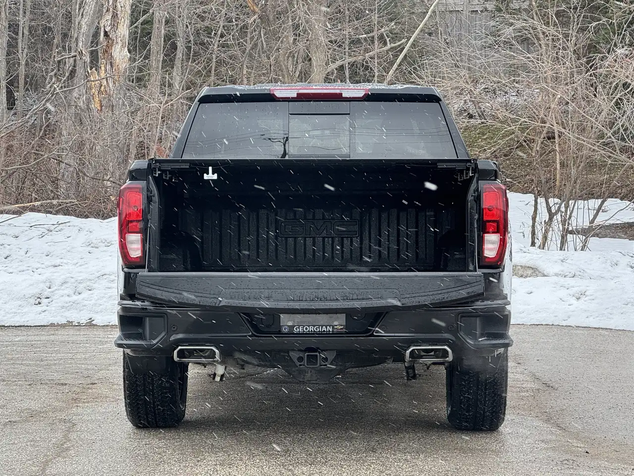 GMC Sierra 1500 photo GMC Sierra 1500