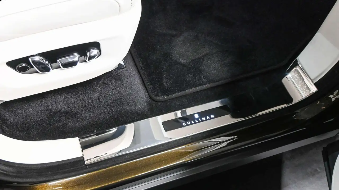 Rolls-Royce Cullinan fotografie Rolls-Royce Cullinan