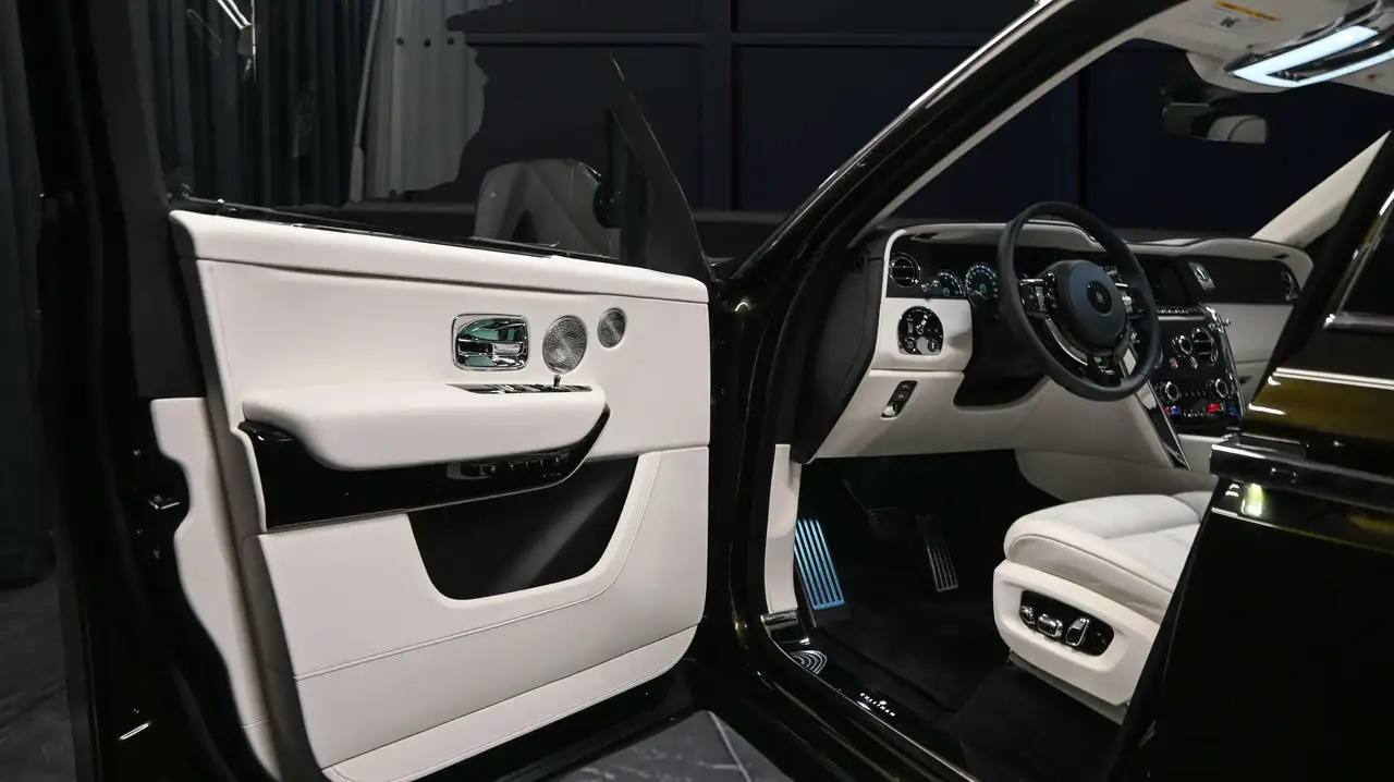 Rolls-Royce Cullinan fotografie Rolls-Royce Cullinan