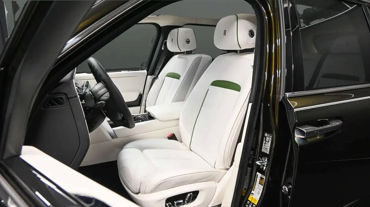 Rolls-Royce Cullinan fotografie Rolls-Royce Cullinan