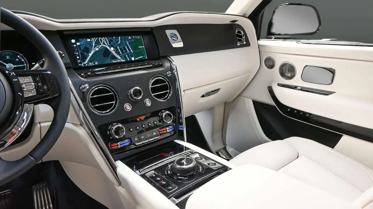 Rolls-Royce Cullinan fotografie Rolls-Royce Cullinan