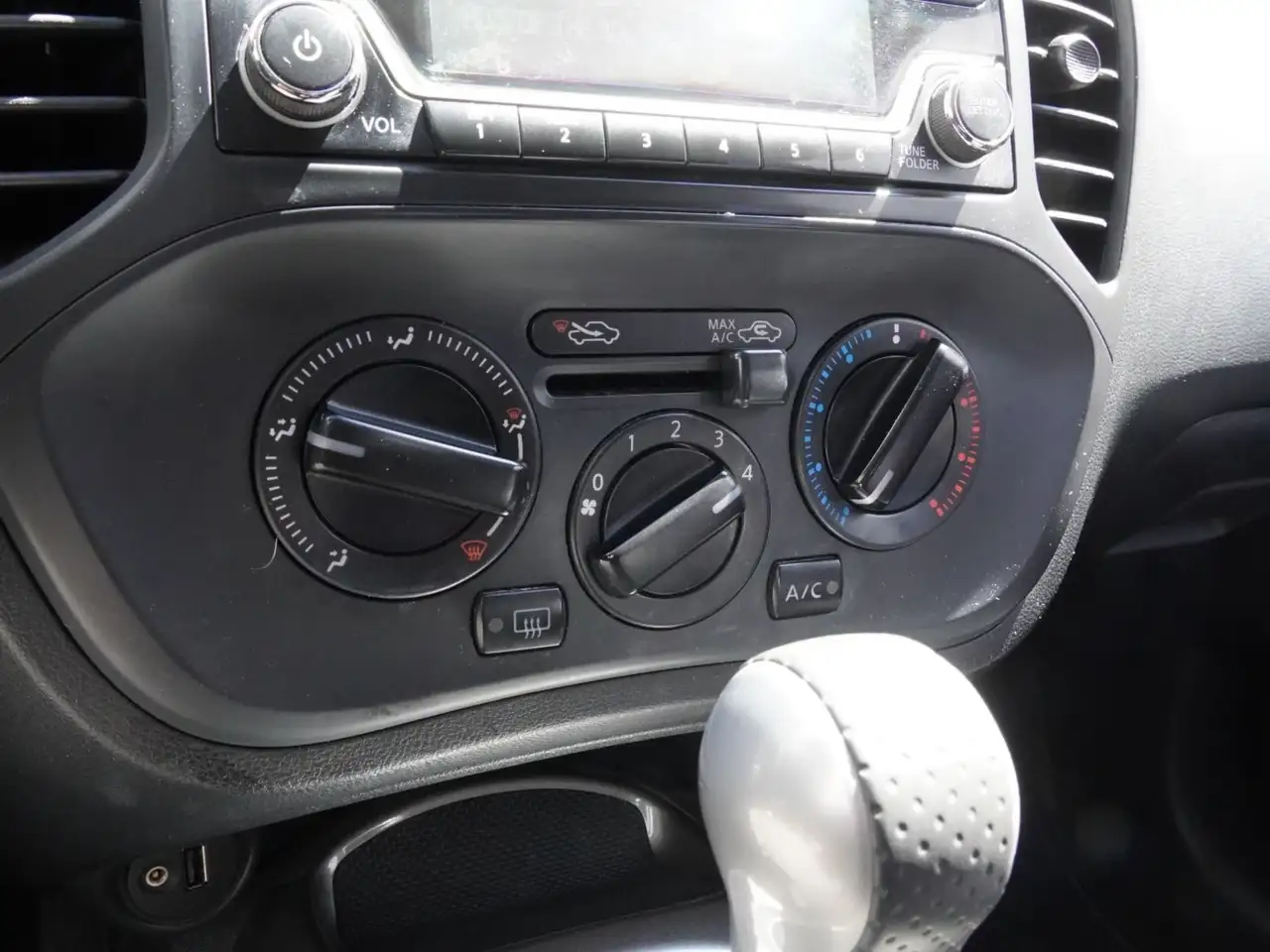 Nissan Juke снимка Nissan Juke