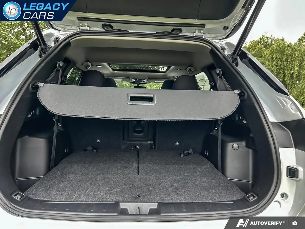 Mitsubishi Outlander photo Mitsubishi Outlander