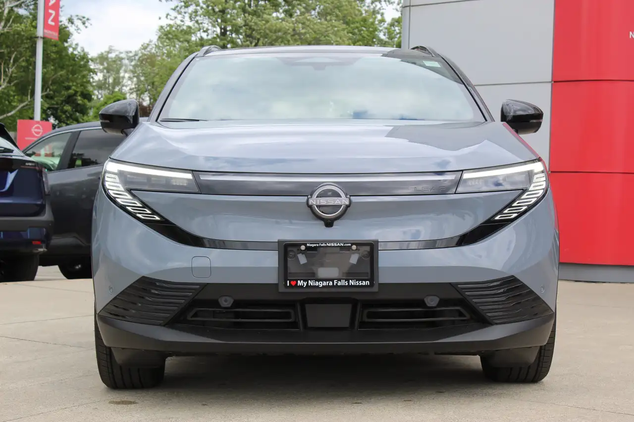 Nissan Leaf photo Nissan Leaf