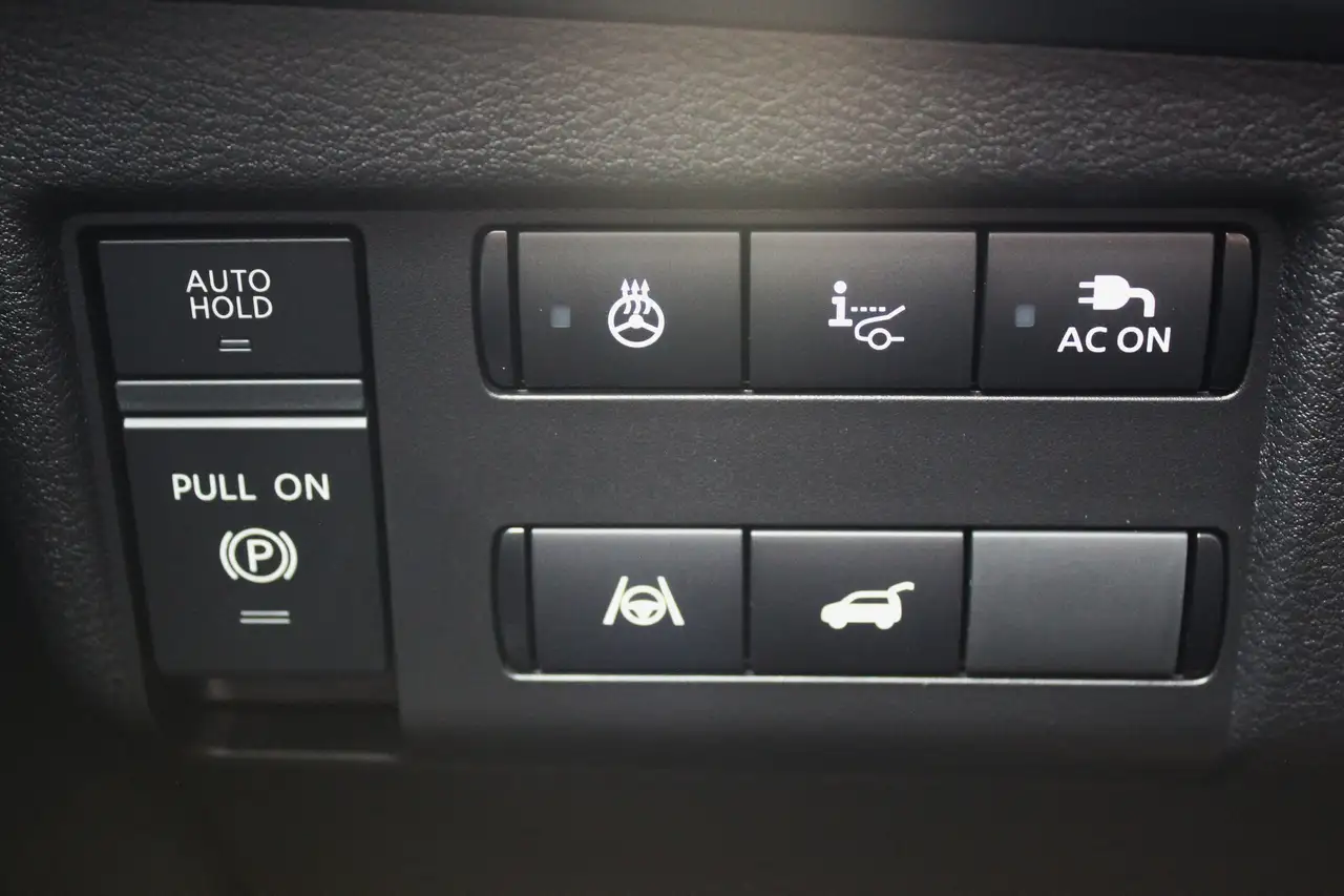 Nissan Leaf photo Nissan Leaf