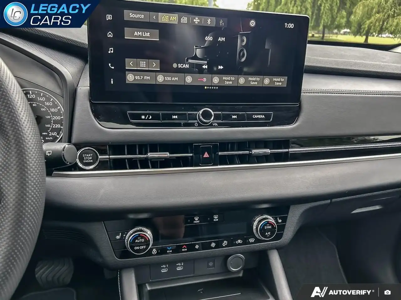 Mitsubishi Outlander photo Mitsubishi Outlander