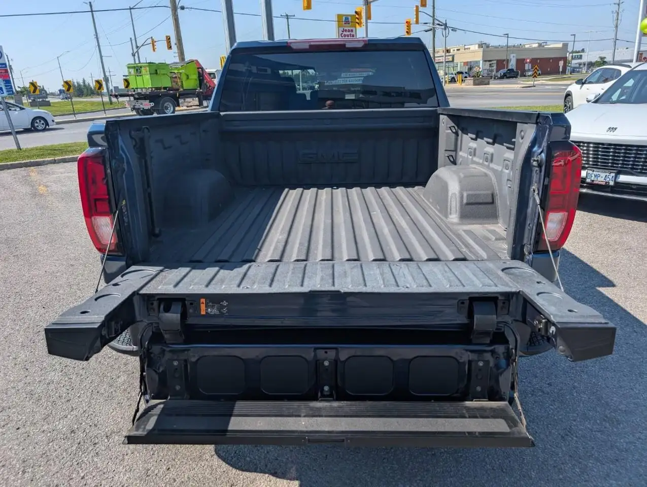 GMC Sierra 1500 photo GMC Sierra 1500