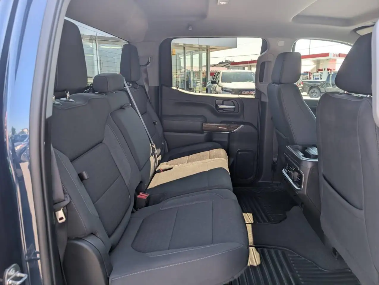 GMC Sierra 1500 photo GMC Sierra 1500