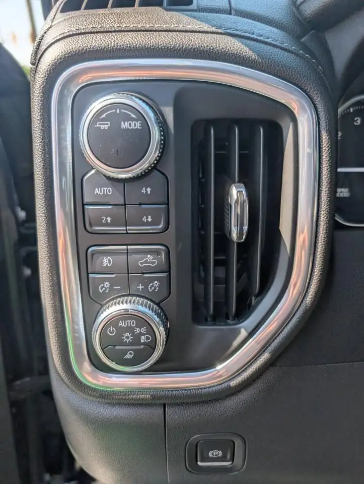 GMC Sierra 1500 photo GMC Sierra 1500