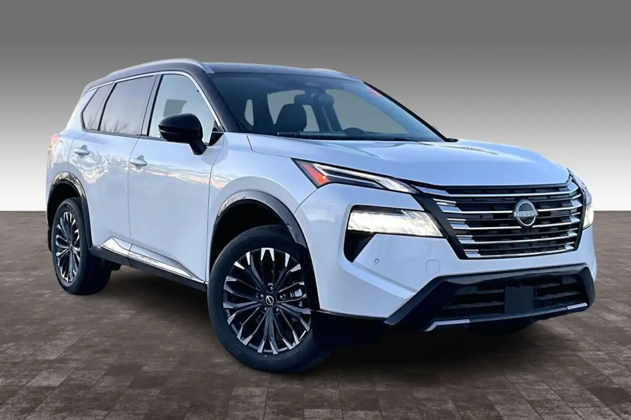 Nissan Rogue снимка Nissan Rogue