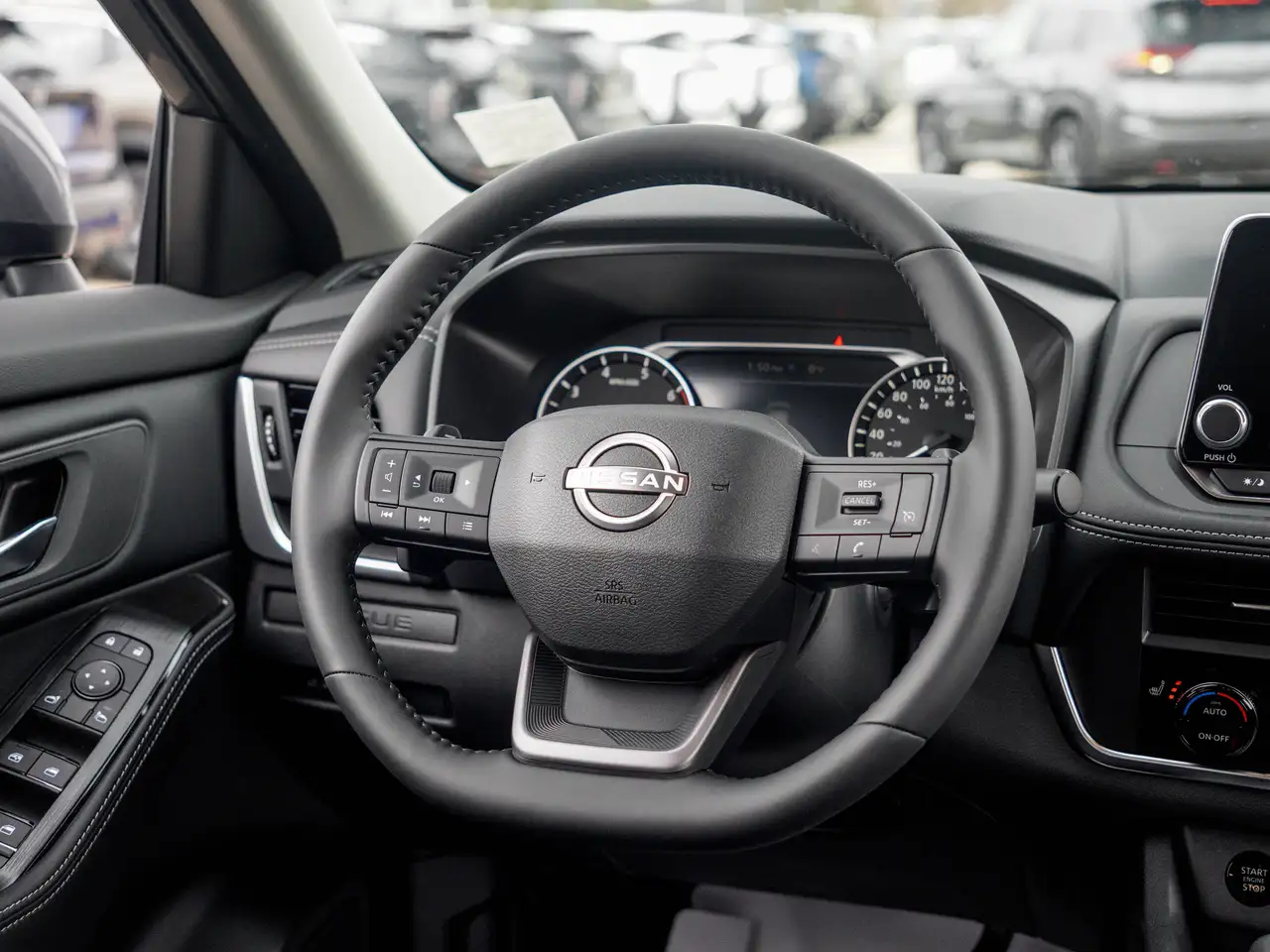 Nissan Rogue photo Nissan Rogue