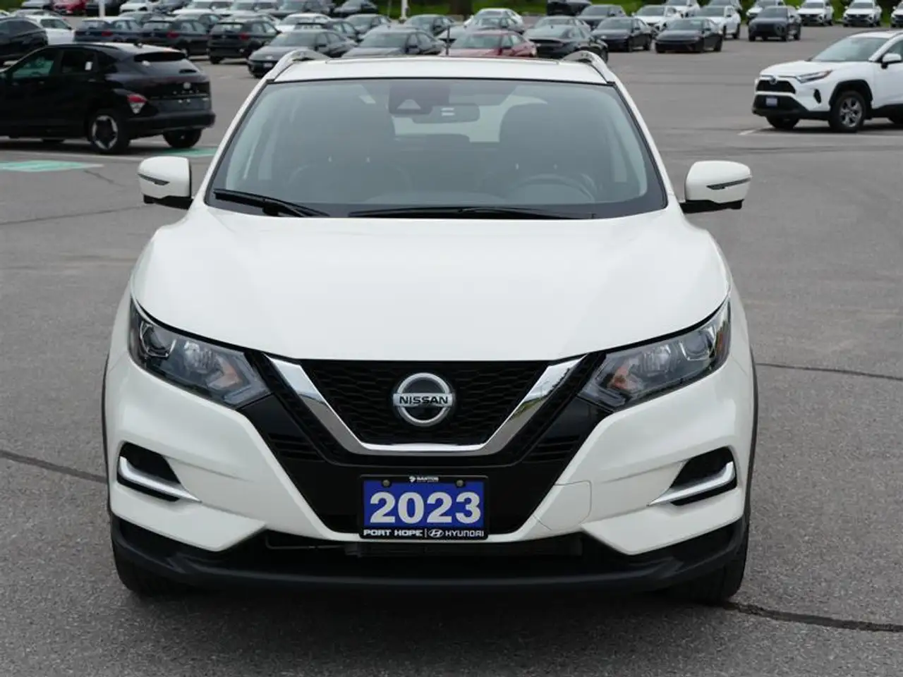 Nissan Qashqai снимка Nissan Qashqai