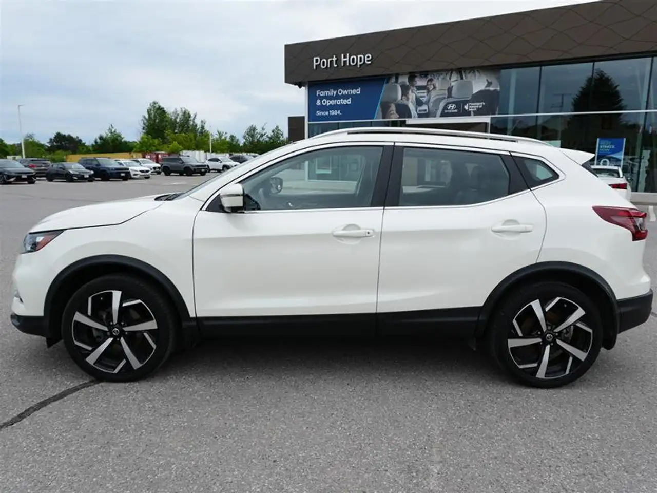 Nissan Qashqai снимка Nissan Qashqai