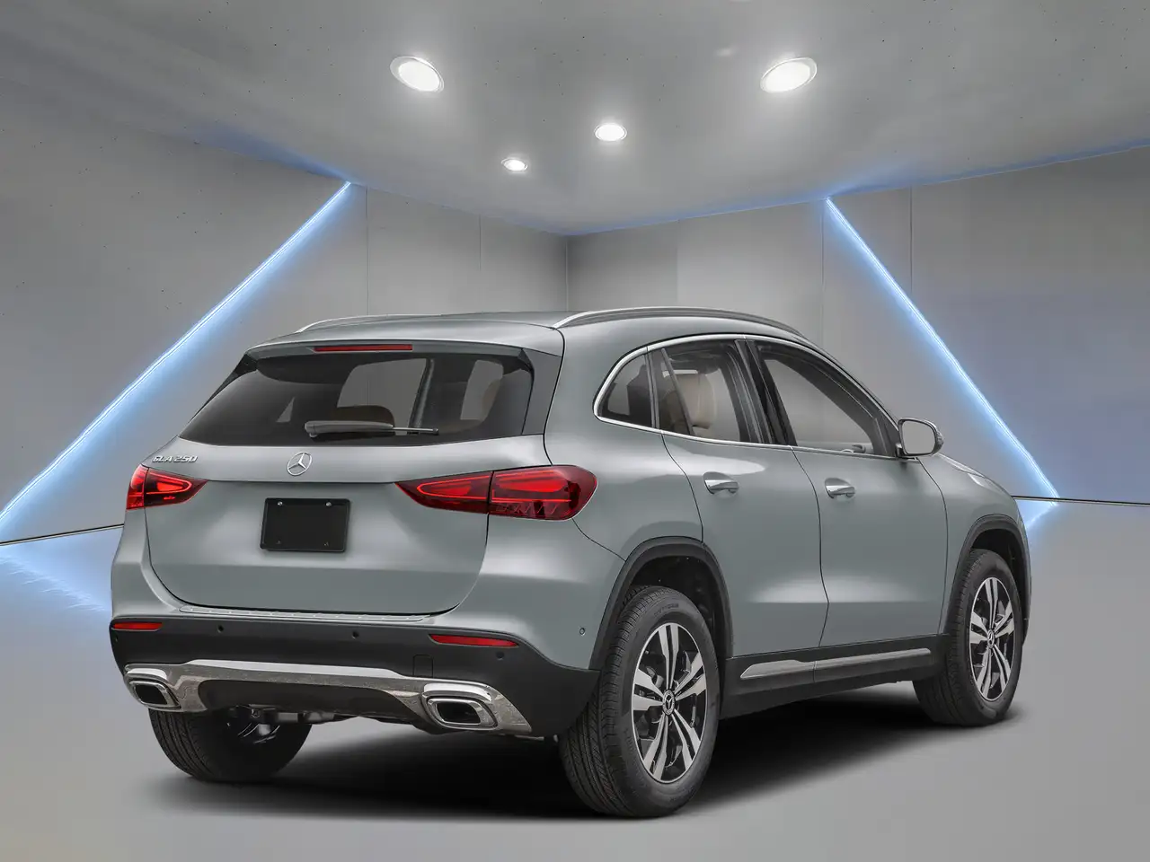 Mercedes-Benz GLA снимка Mercedes-Benz GLA