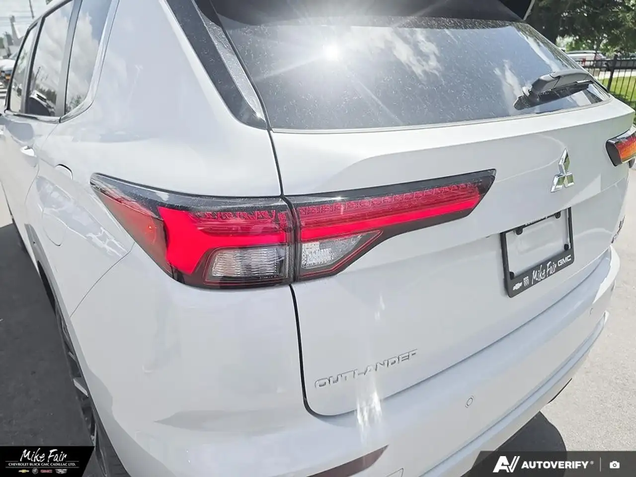 Mitsubishi Outlander fotografie Mitsubishi Outlander
