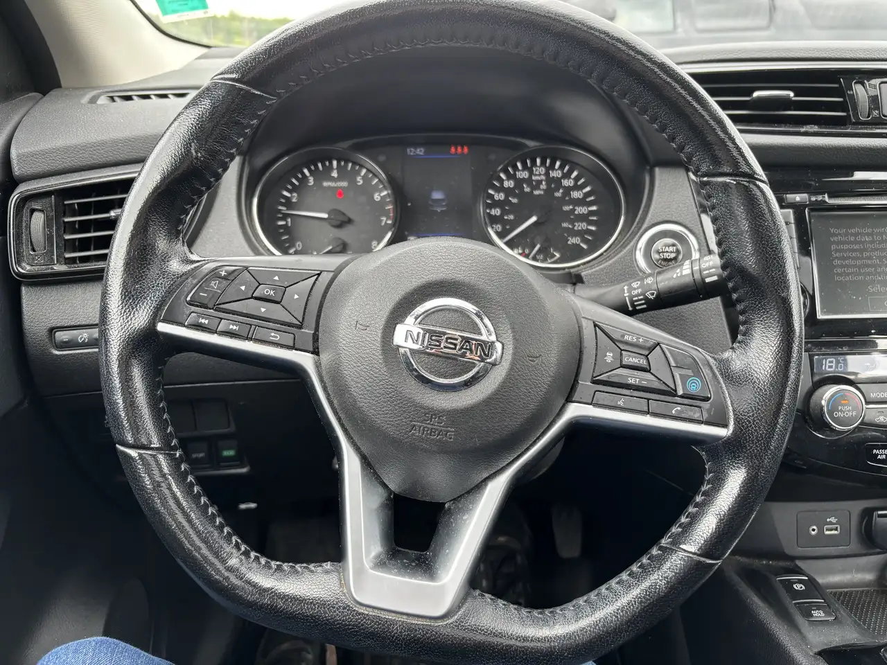 Nissan Qashqai photo Nissan Qashqai