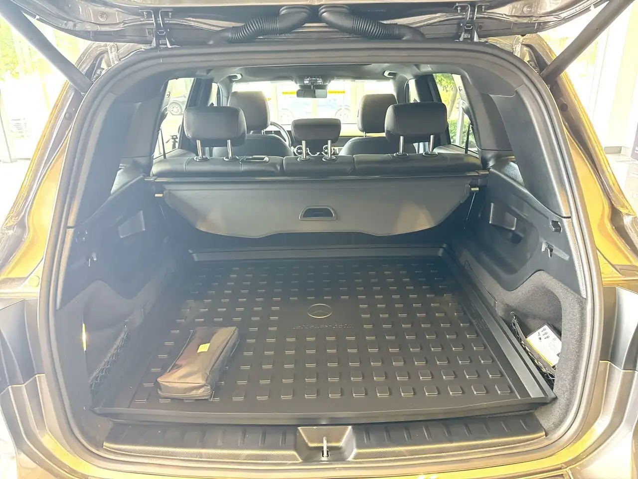 Mercedes-Benz GLB fotografie Mercedes-Benz GLB