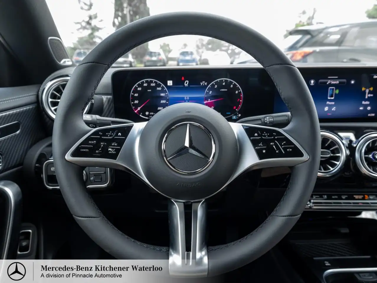 Mercedes-Benz CLA снимка Mercedes-Benz CLA