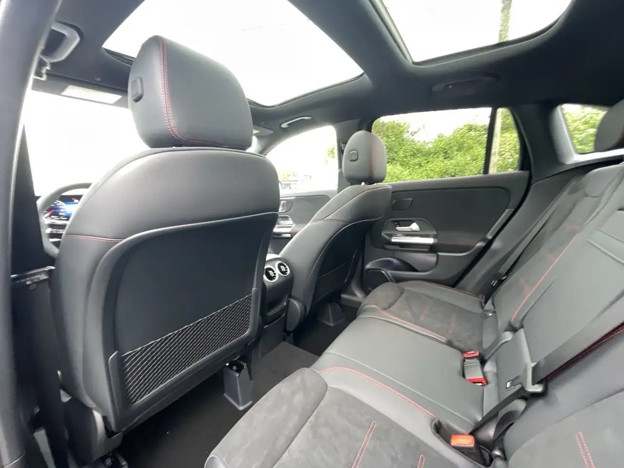 Mercedes-Benz GLA fotografie Mercedes-Benz GLA