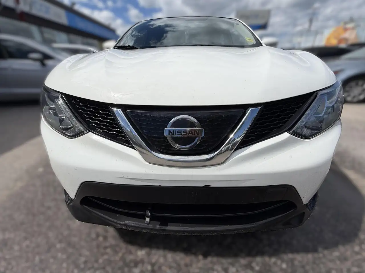 Nissan Qashqai photo Nissan Qashqai