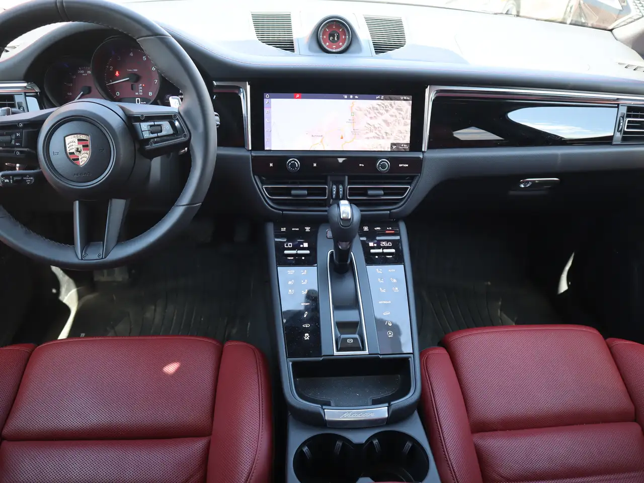 Porsche Macan снимка Porsche Macan