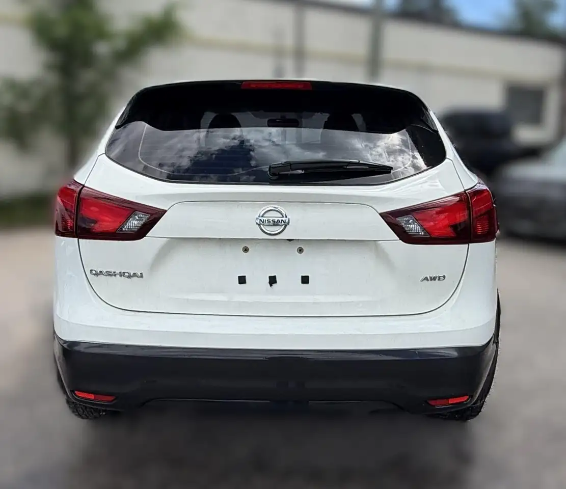 Nissan Qashqai photo Nissan Qashqai