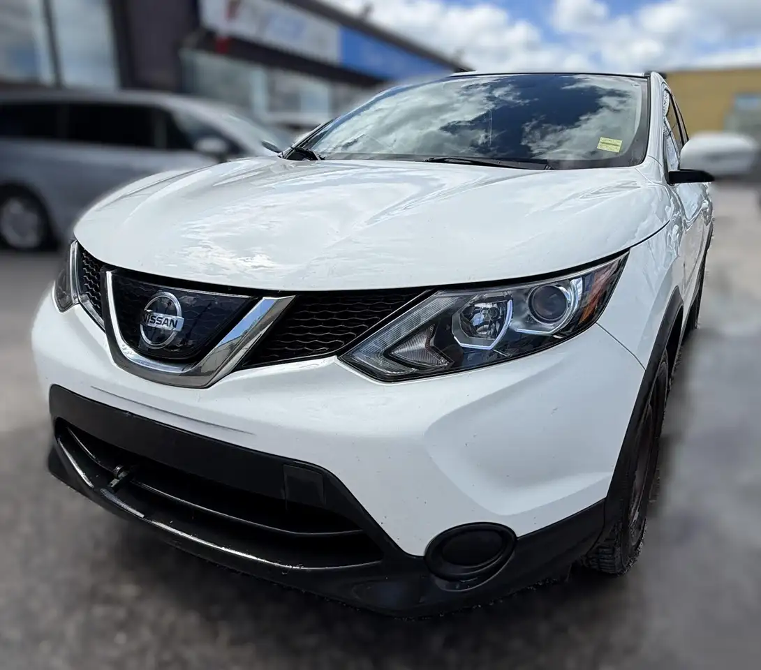 Nissan Qashqai photo Nissan Qashqai