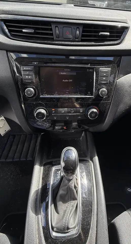 Nissan Qashqai photo Nissan Qashqai