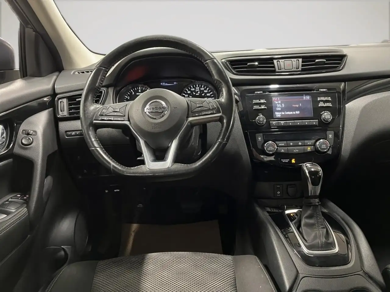 Nissan Qashqai photo Nissan Qashqai