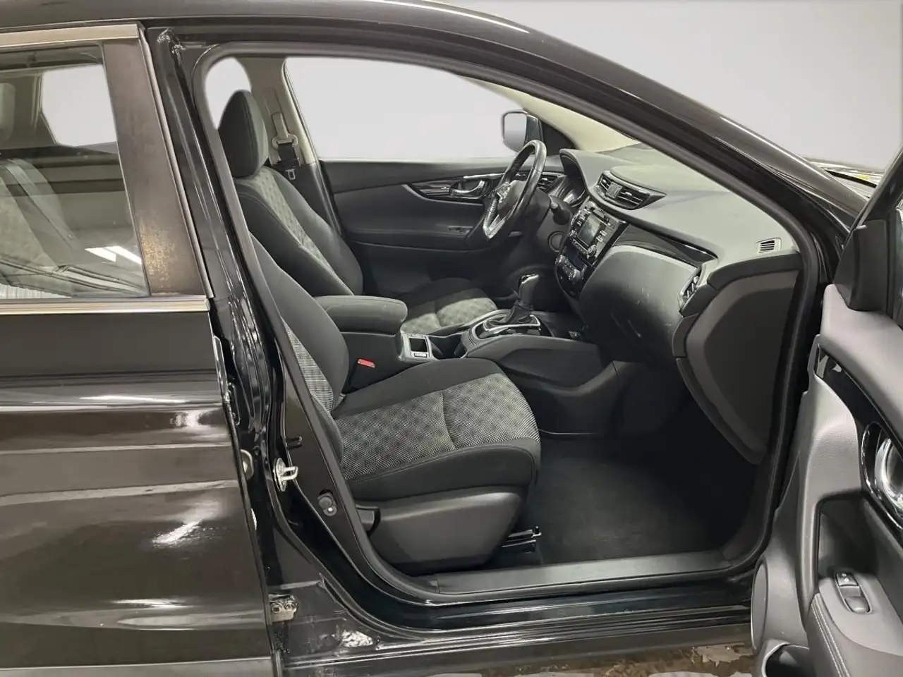 Nissan Qashqai photo Nissan Qashqai