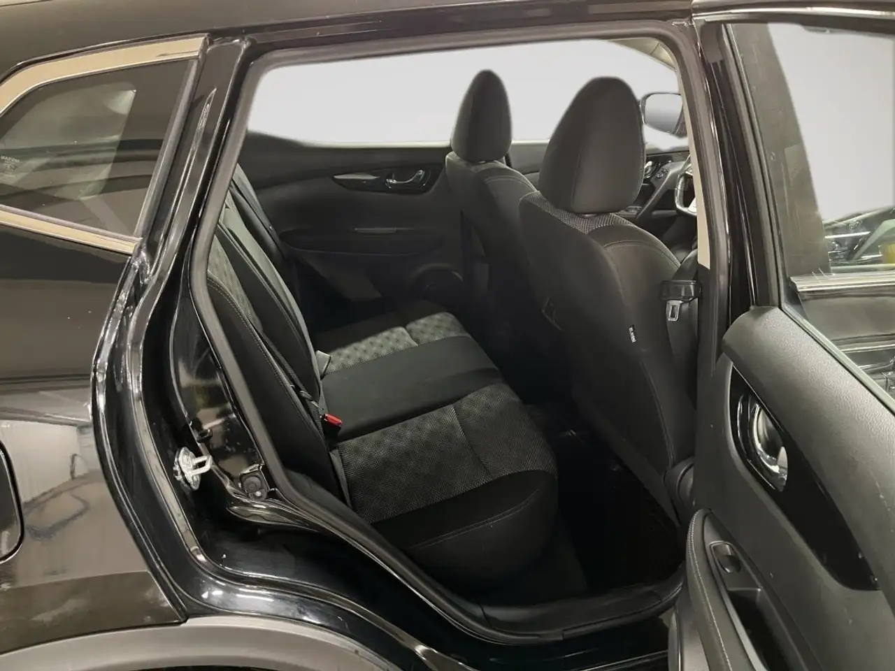 Nissan Qashqai photo Nissan Qashqai