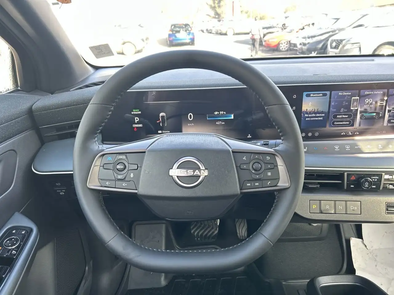 Nissan Leaf photo Nissan Leaf