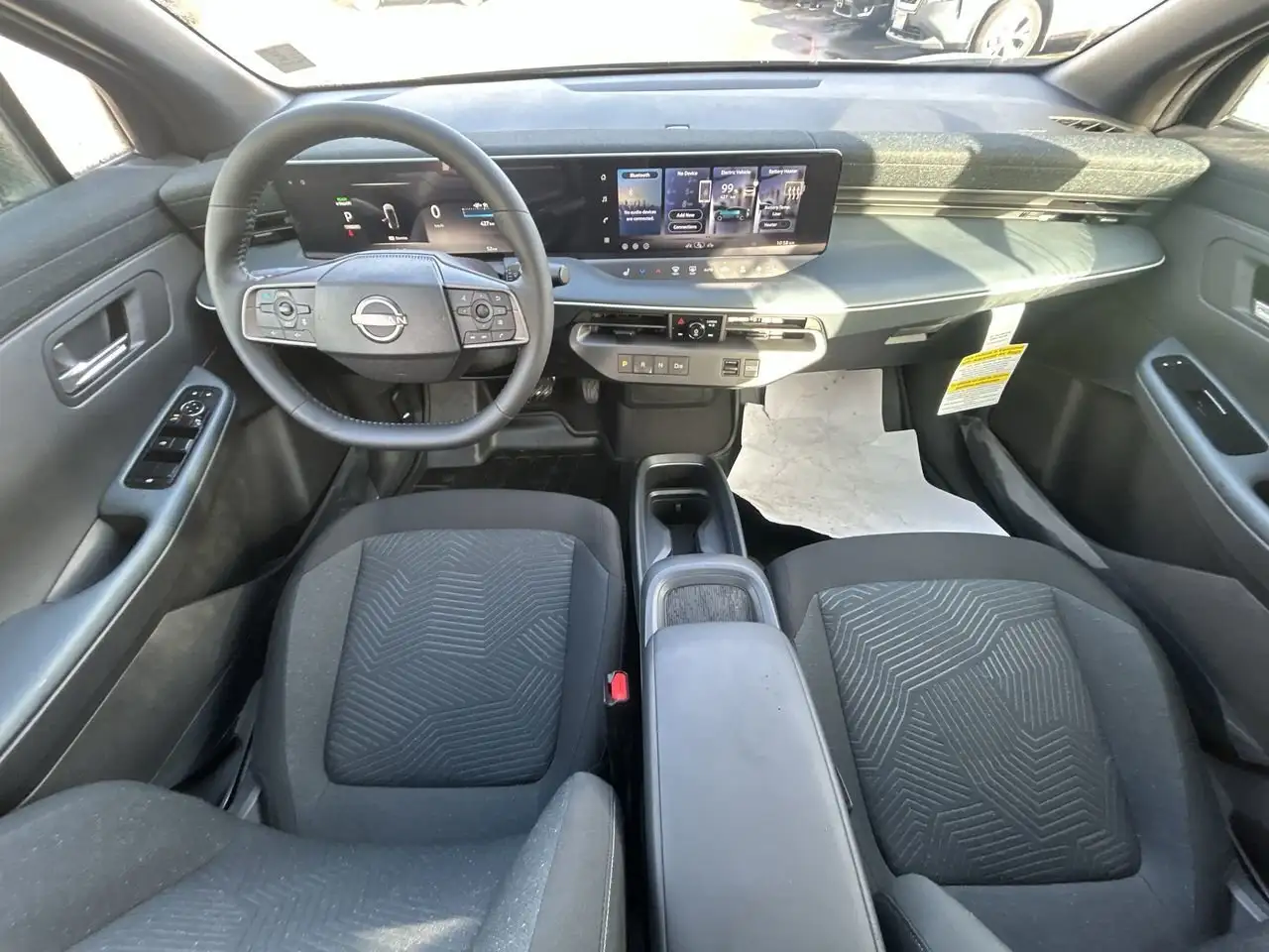 Nissan Leaf photo Nissan Leaf