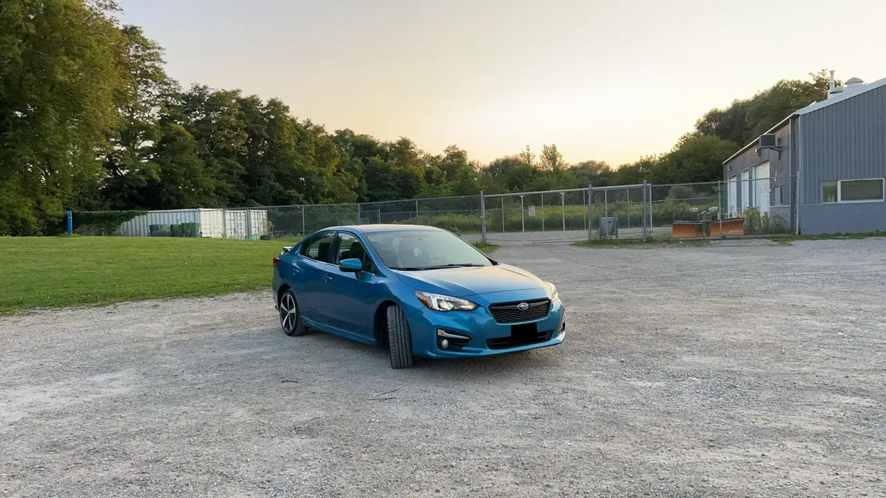Subaru Impreza снимка Subaru Impreza