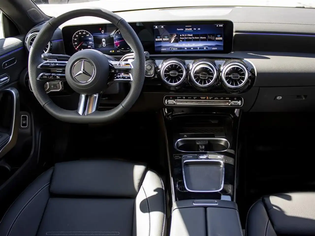 Mercedes-Benz CLA fotografie Mercedes-Benz CLA
