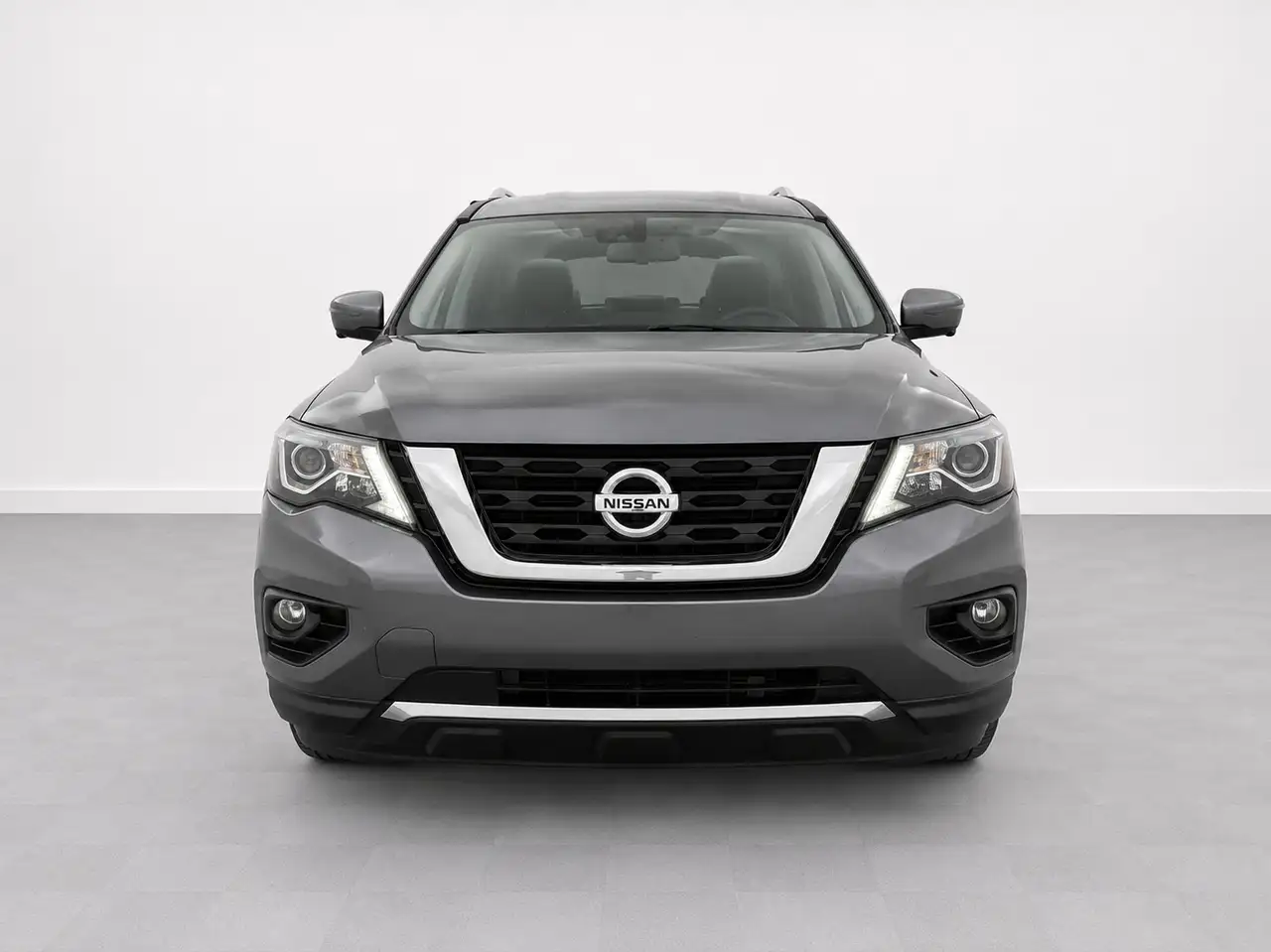Nissan Pathfinder снимка Nissan Pathfinder
