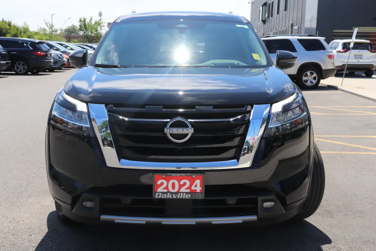 Nissan Pathfinder photo Nissan Pathfinder