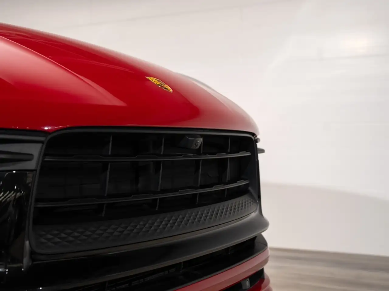 Porsche Macan photo Porsche Macan
