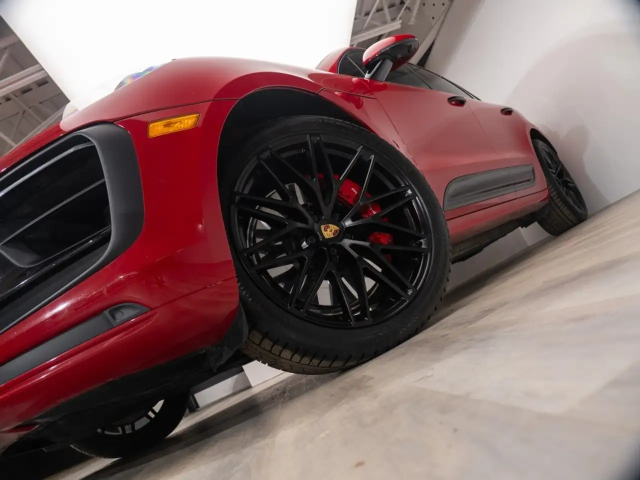 Porsche Macan photo Porsche Macan