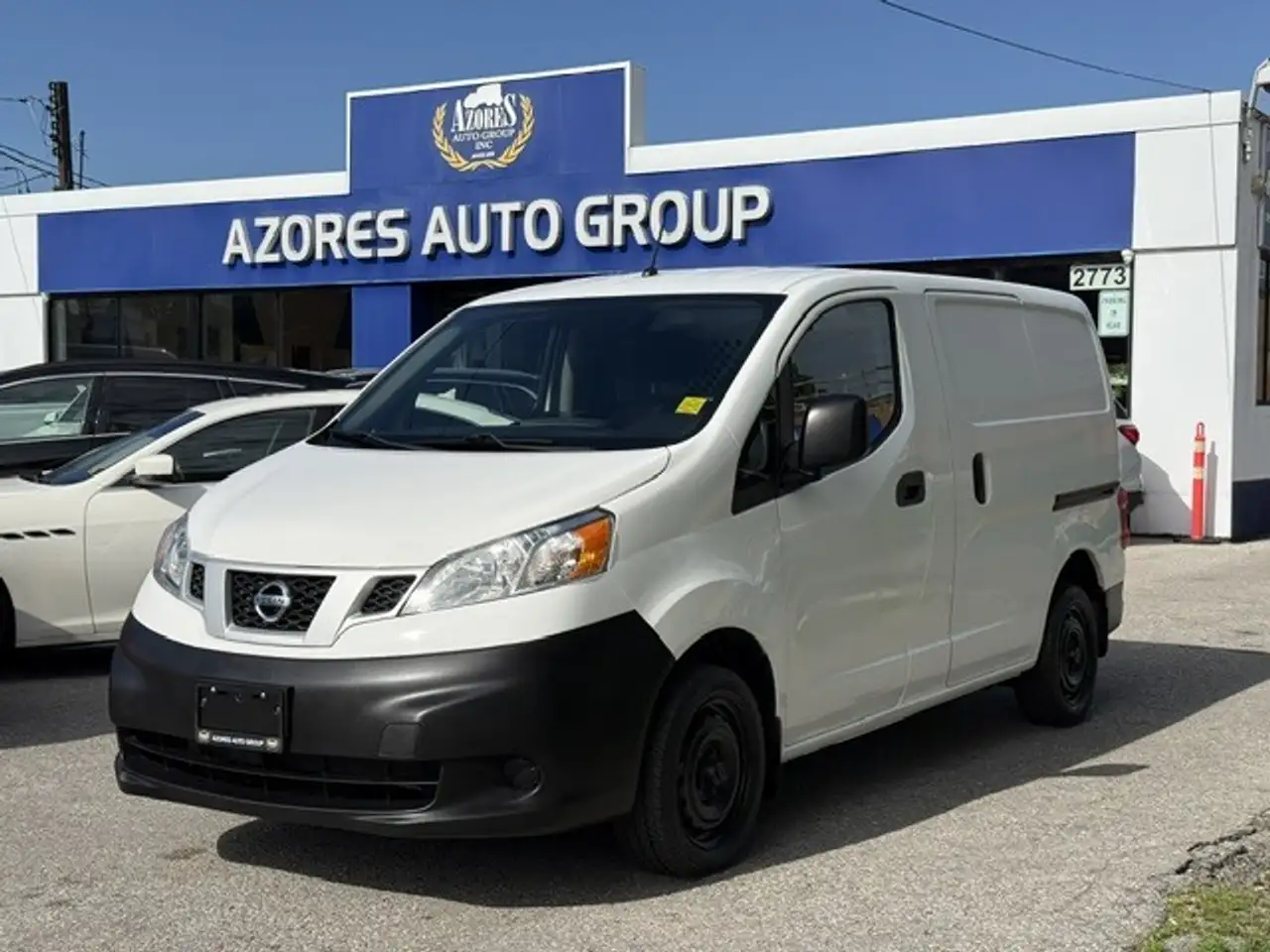 Nissan NV200 photo Nissan NV200