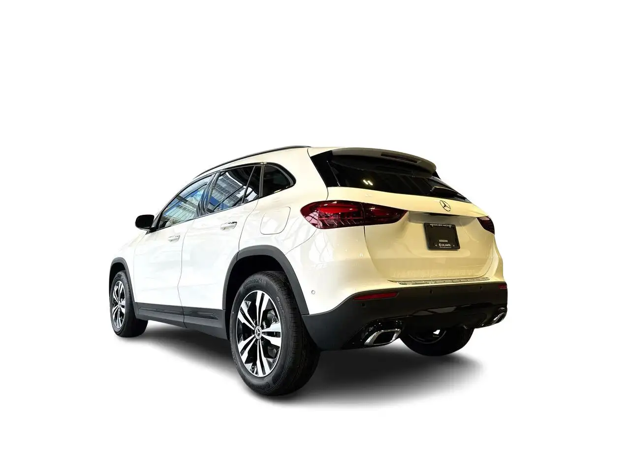 Mercedes-Benz GLA снимка Mercedes-Benz GLA