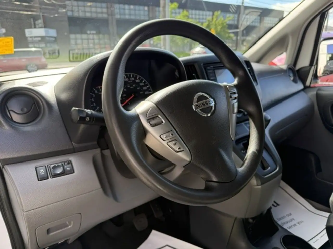 Nissan NV200 photo Nissan NV200