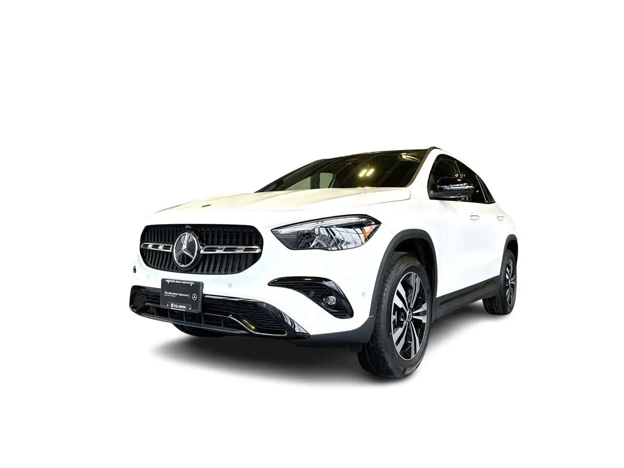 Mercedes-Benz GLA снимка Mercedes-Benz GLA